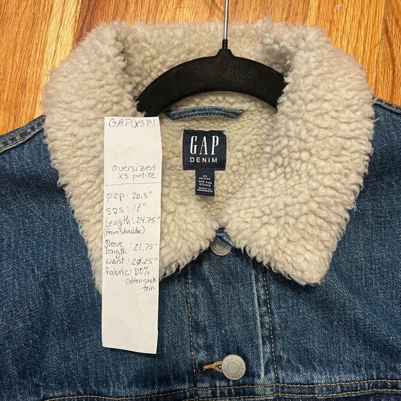 GAP Denim Sherpa Icon Jean Jacket Oversized XSP Trucker Warm Jean $118 retail - Picture 7 of 11